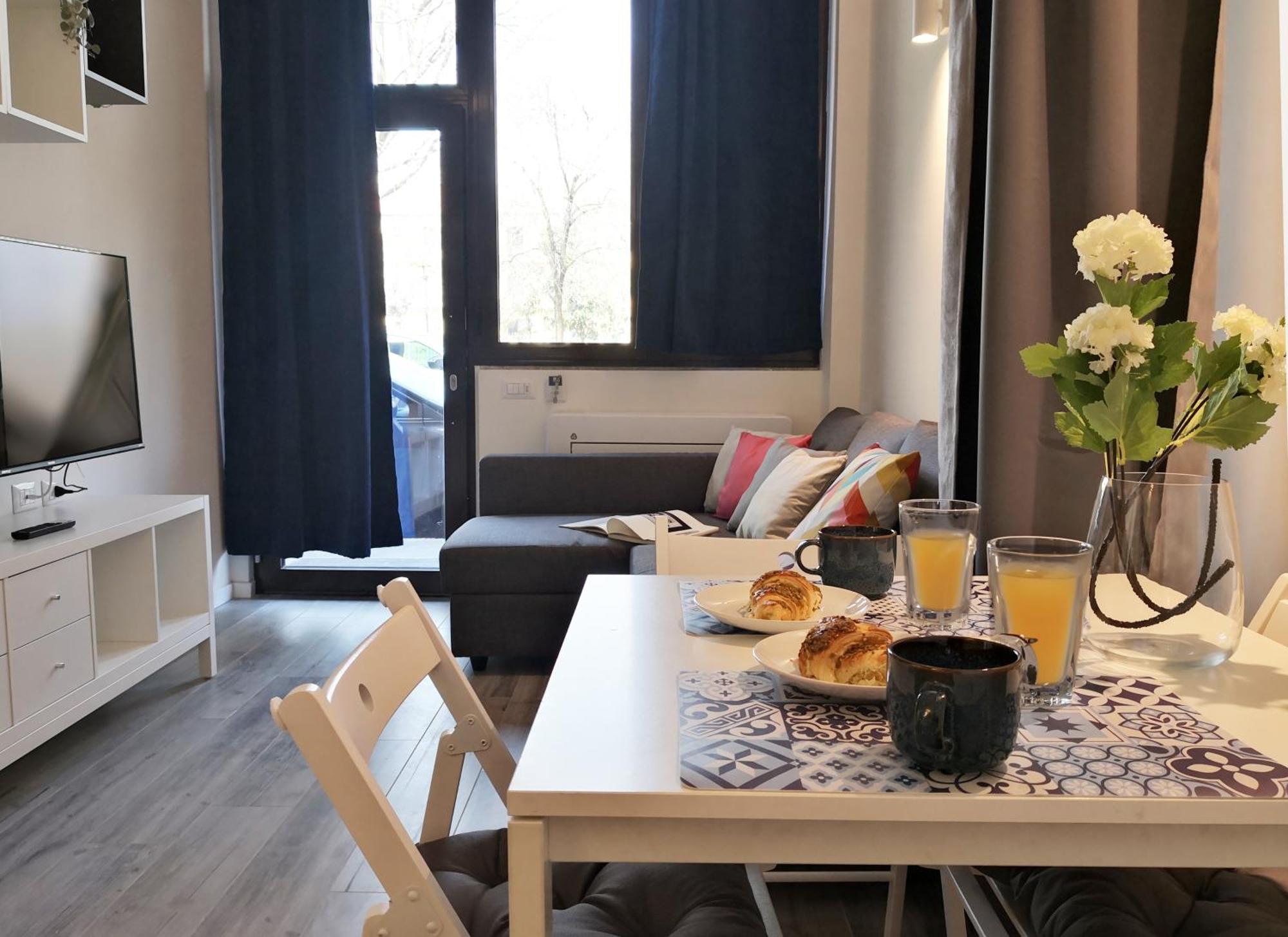 Ihost Apartment - Adriatico 6 ميلان المظهر الخارجي الصورة