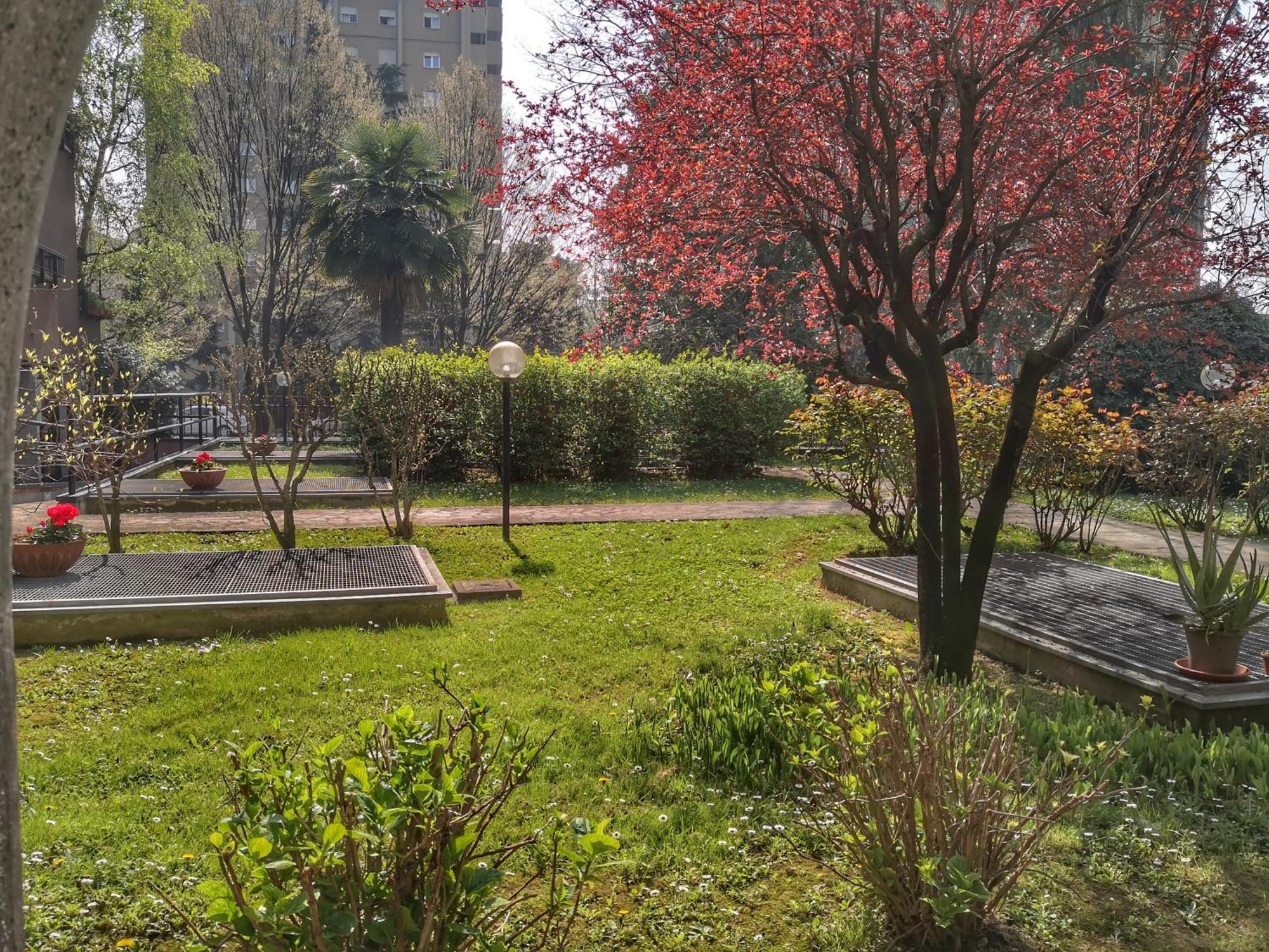 Ihost Apartment - Adriatico 6 ميلان المظهر الخارجي الصورة